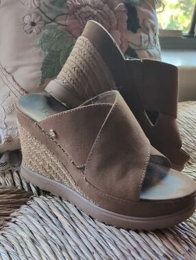 UGG Brown Suede Wedge Espadrille Mules